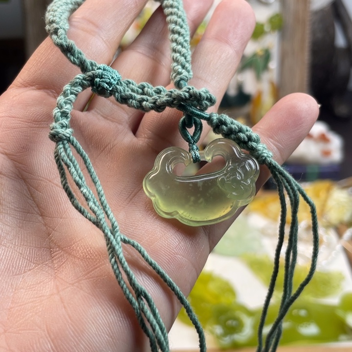 蛇纹石玉未镶嵌手链