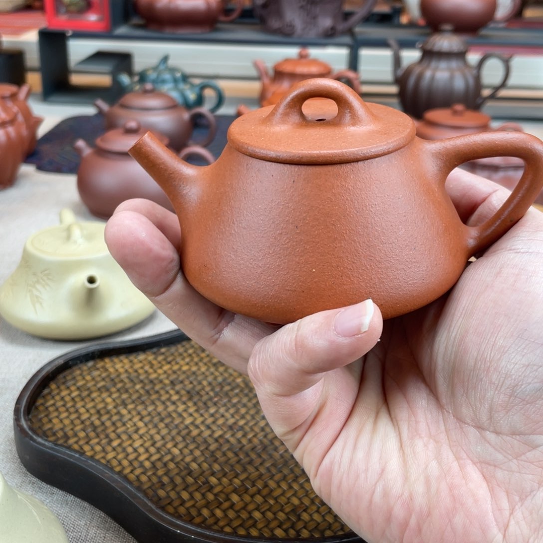 紫砂茶壶子****?保原矿紫砂手工壶直播间