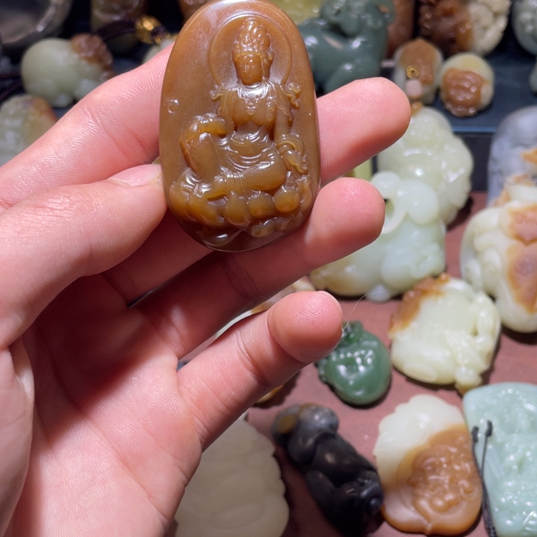 和田玉未镶嵌挂件