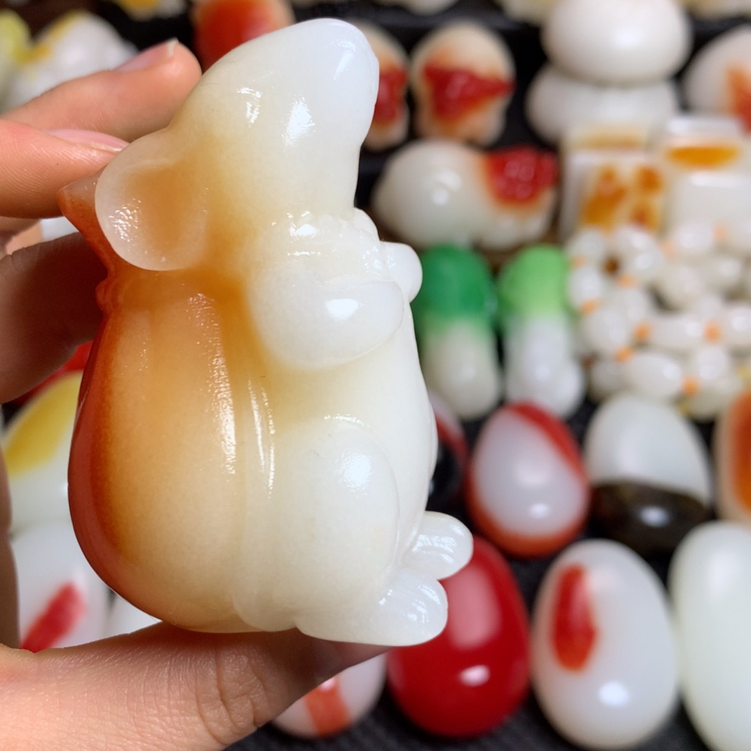 新疆戈壁石五彩石