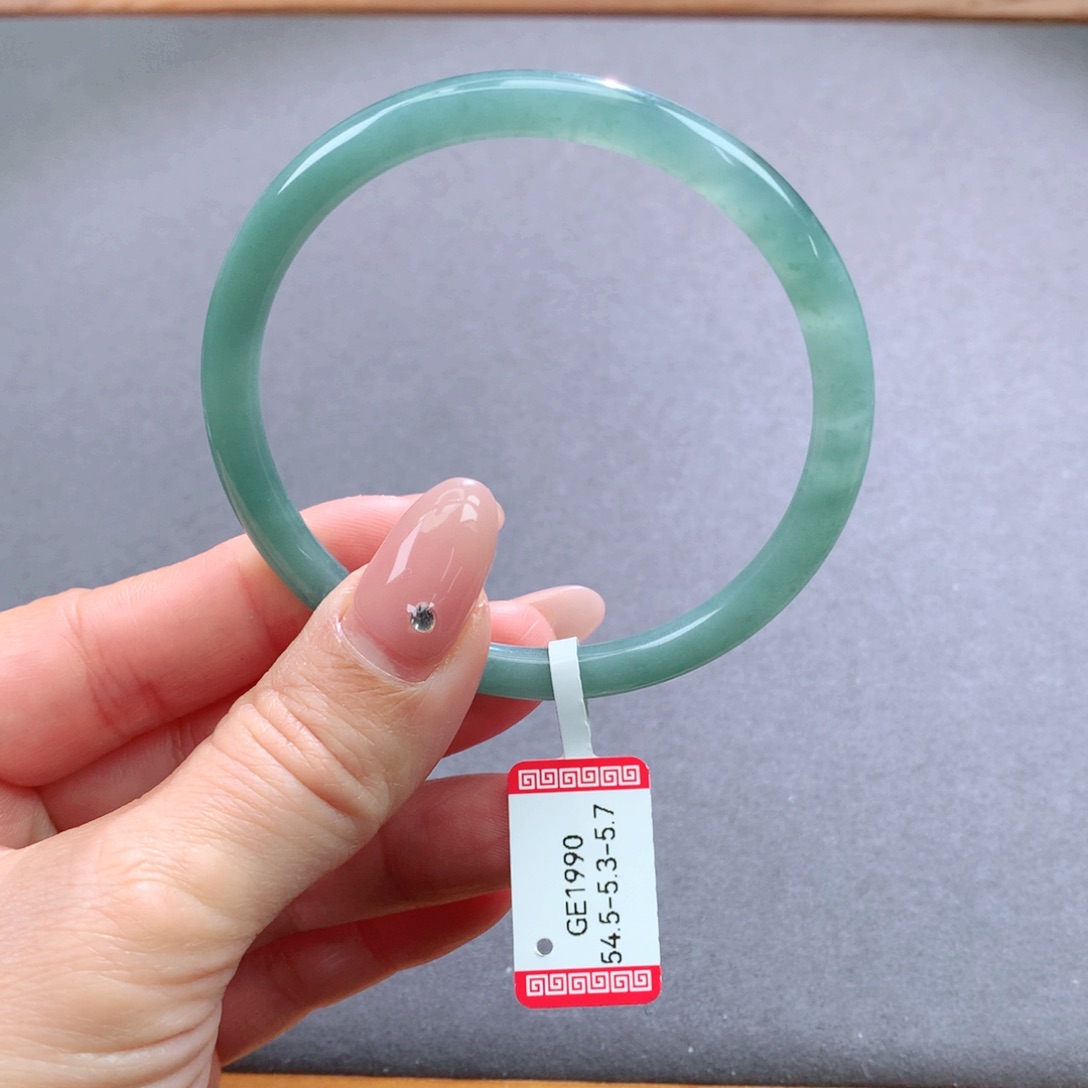 翡翠手镯未镶嵌天然翡翠手镯叮当镯