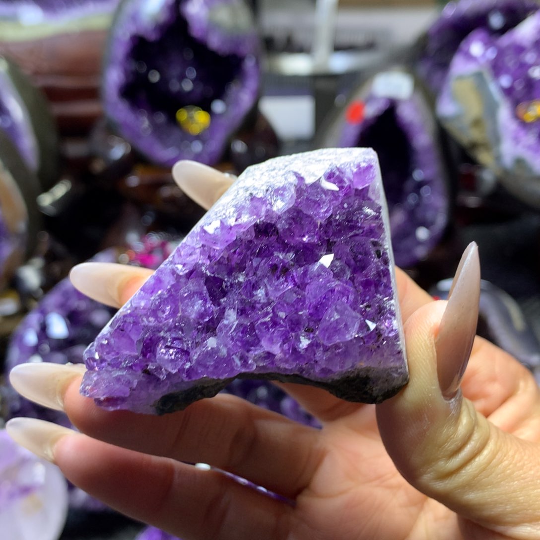 水晶摆件婷未镶嵌