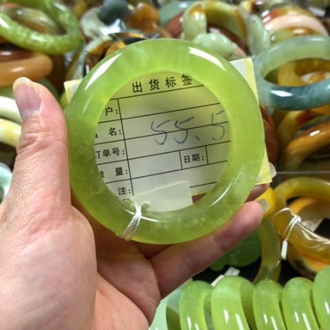 岫玉手镯未镶嵌12号