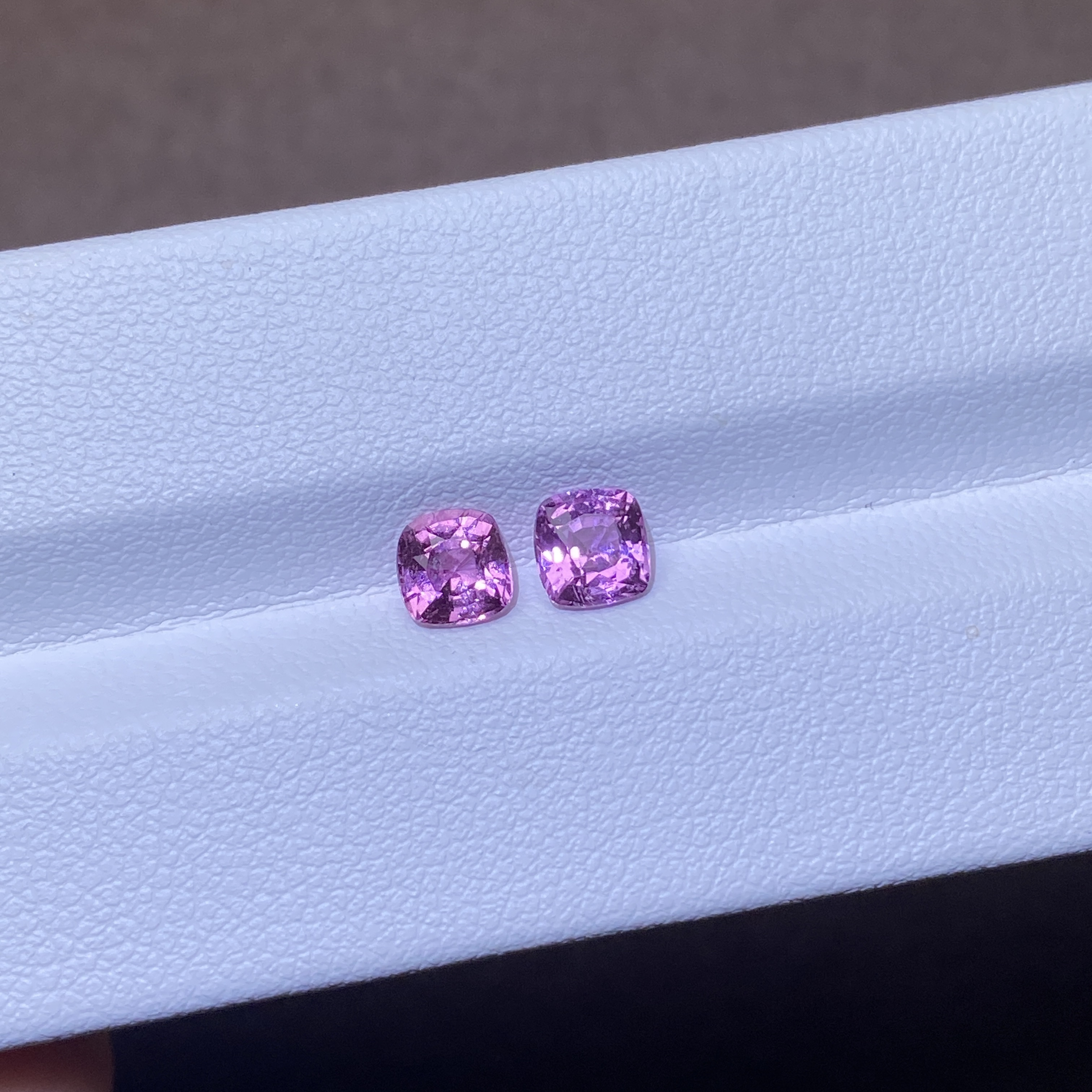 23T2165 无烧粉紫色蓝宝石 配对 1.62克拉