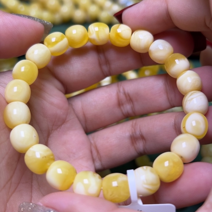 蜜蜡未镶嵌珠宝奇石