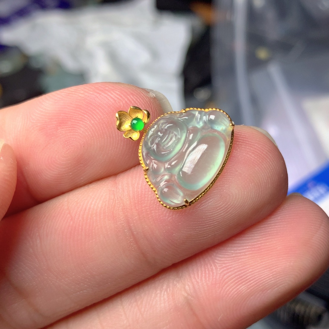【闪购商品】颈饰18K金镶嵌翡翠翡翠