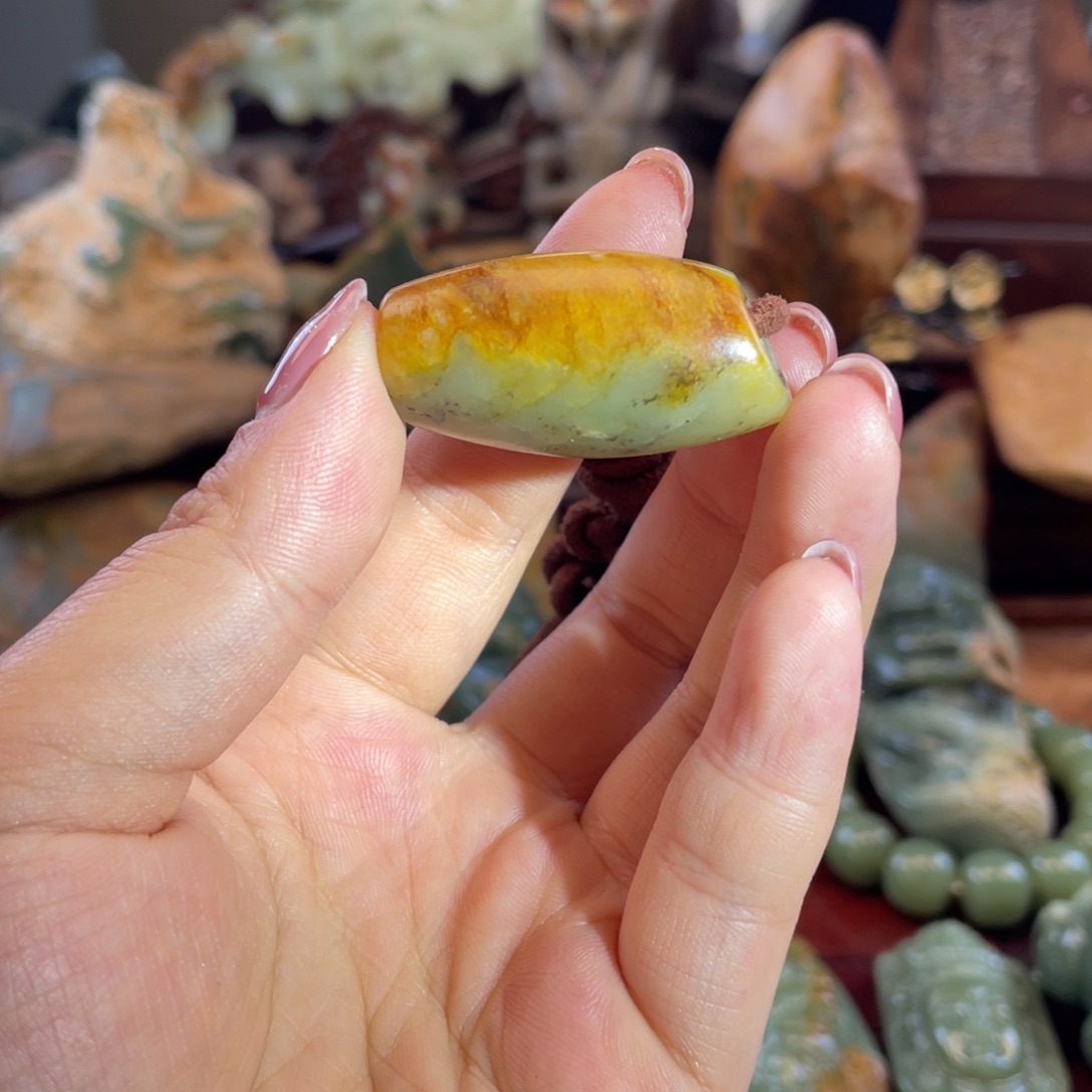岫岩河磨玉（透闪石质玉）未镶嵌挂件
