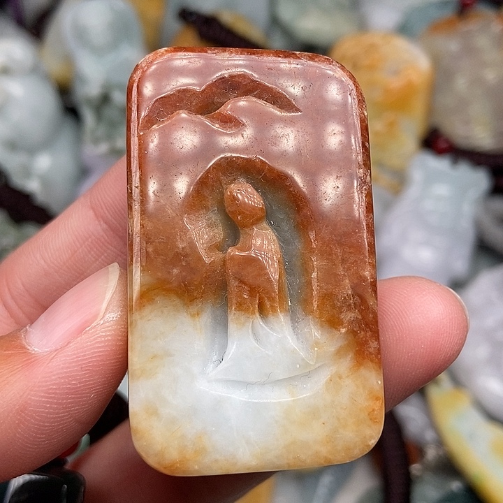 颈饰未镶嵌翡翠q