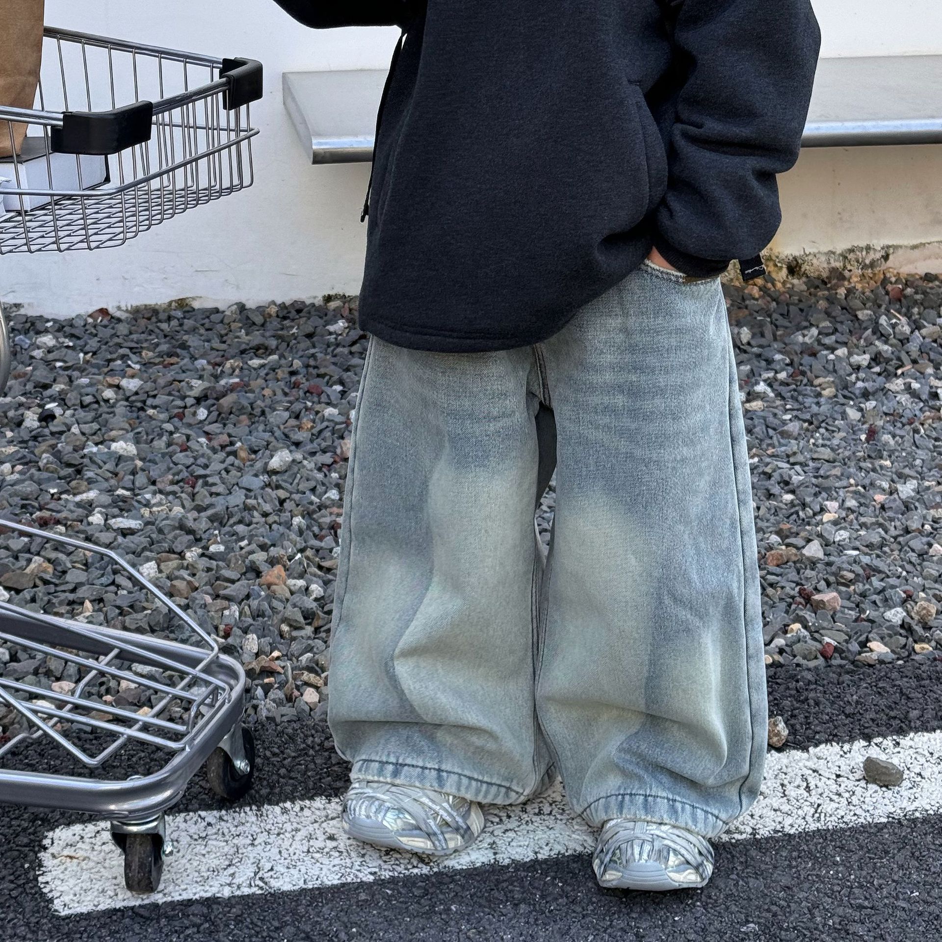 2025冬季新款男童百搭简约直筒保暖加绒牛仔裤儿童长裤时尚潮