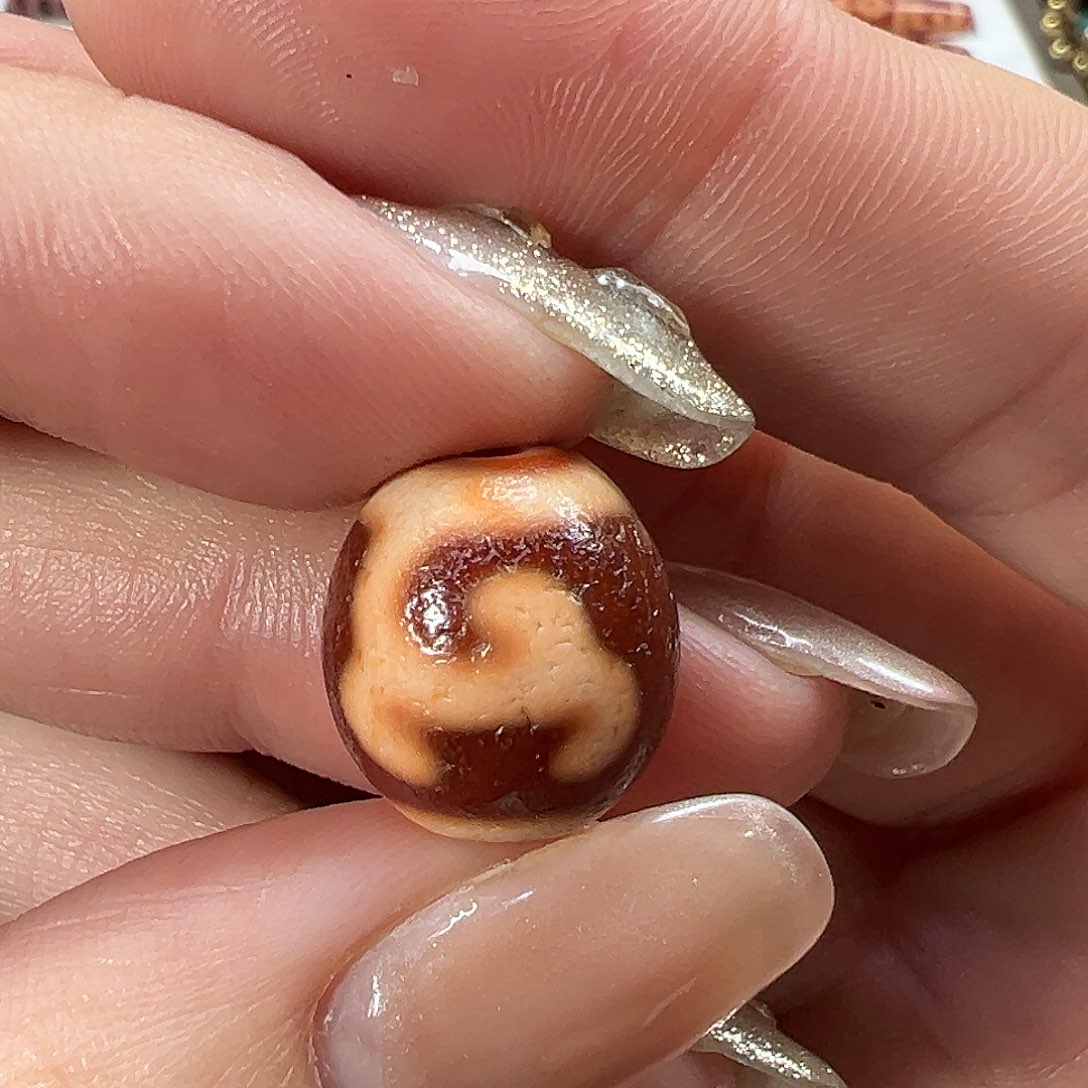 玛瑙/玉髓未镶嵌珠宝半成品金蟾绿度姆