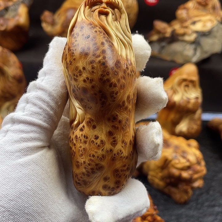 正***入柏木（崖柏）寿星手把件