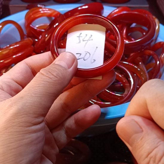 玛瑙/玉髓未镶嵌手镯