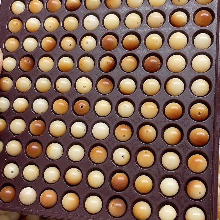 白玉菩提吊坠瑕疵11炭烤圆珠50颗卡灯牌宠60颗