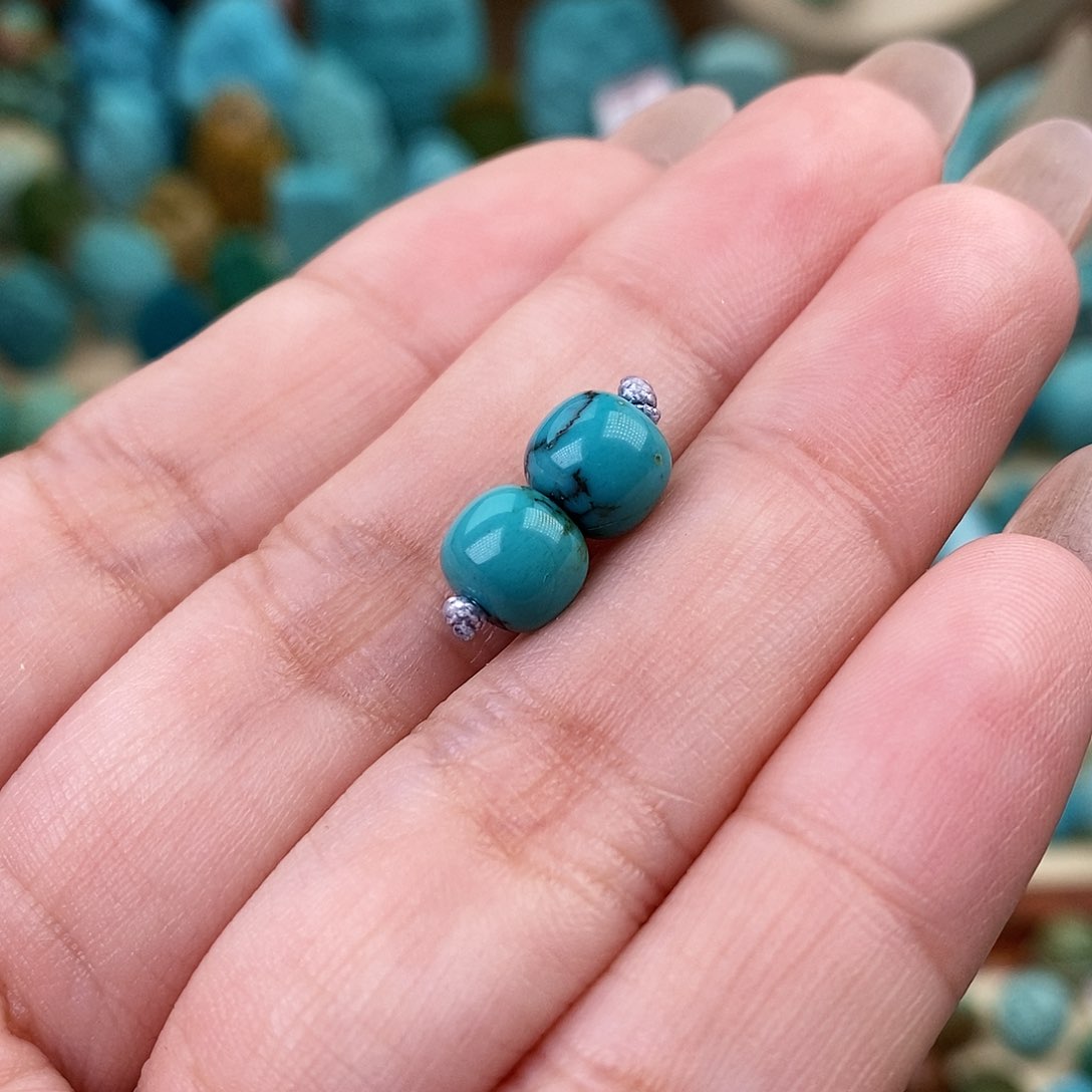 未镶嵌绿松石珠宝奇石