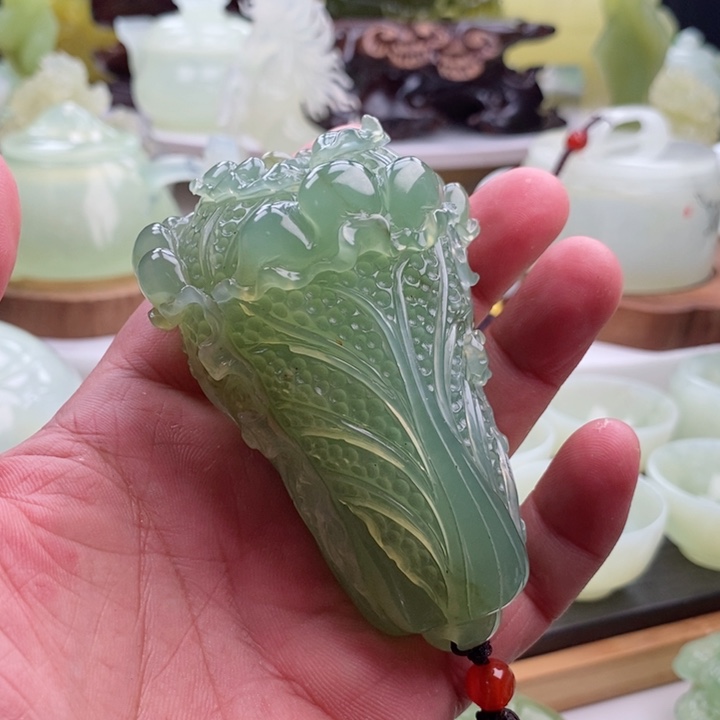 岫玉四大名玉手把件未镶嵌