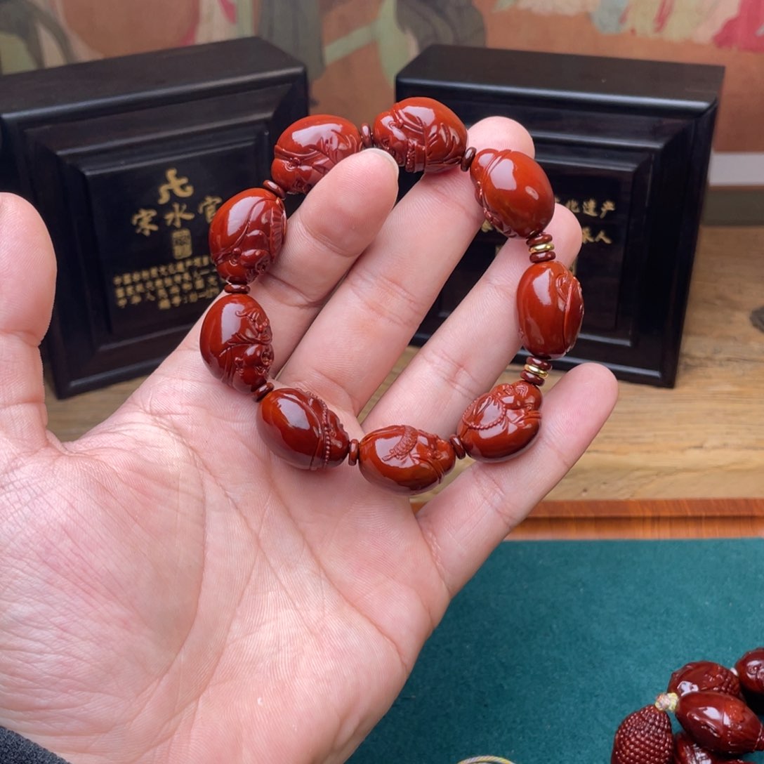 橄榄核手串大*子弥勒1.8表弟回血