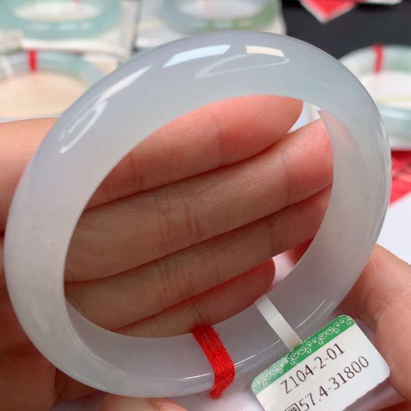 【闪购商品】翡翠手镯未镶嵌肖*小白月光