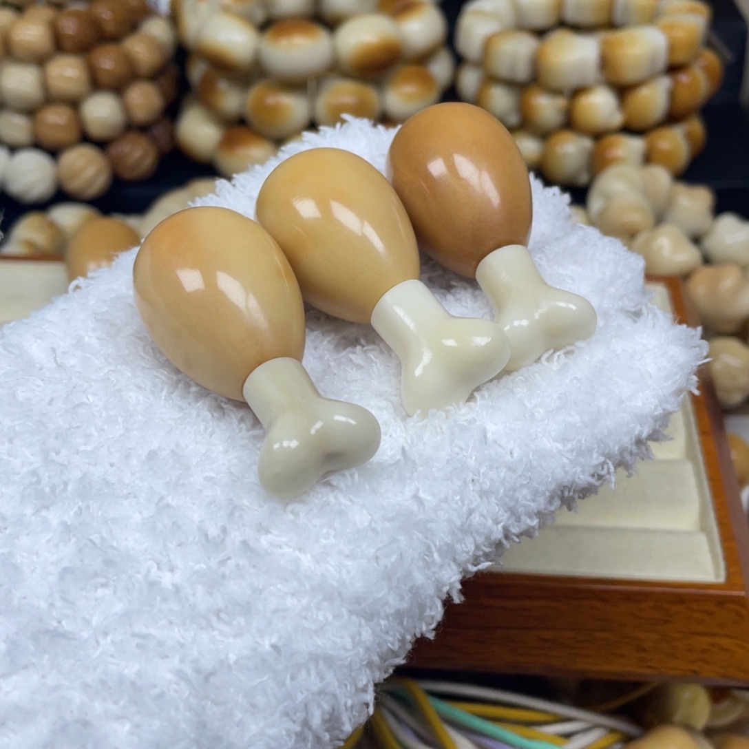 台***王手串菩提根/象牙果12.28.3福利