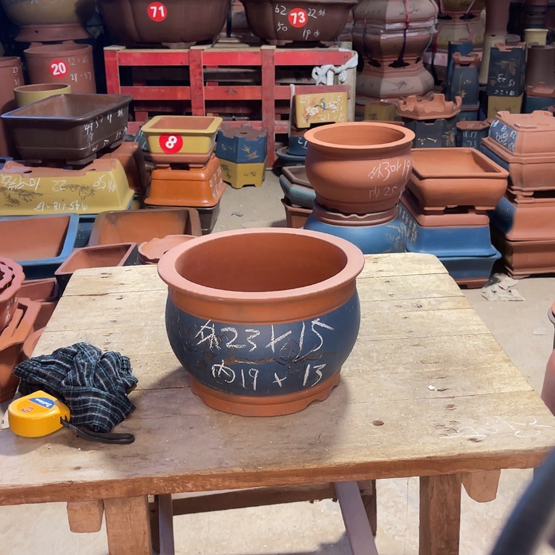 紫砂花盆金鱼缸盆一个