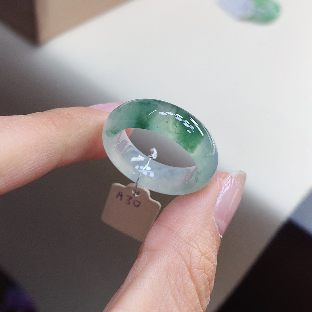 翡翠戒指未镶嵌16-17号