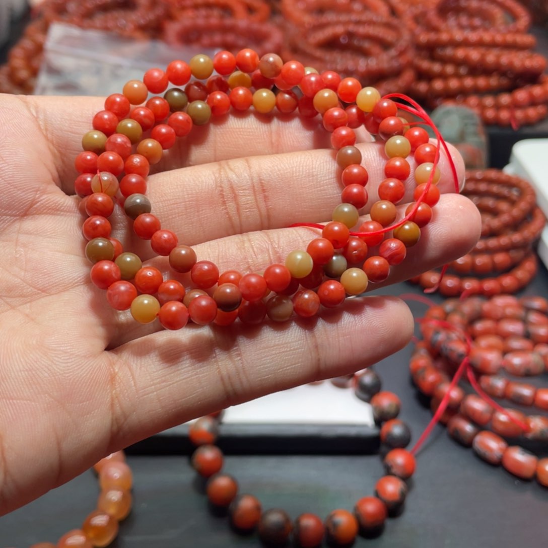 南红玛瑙手链未镶嵌