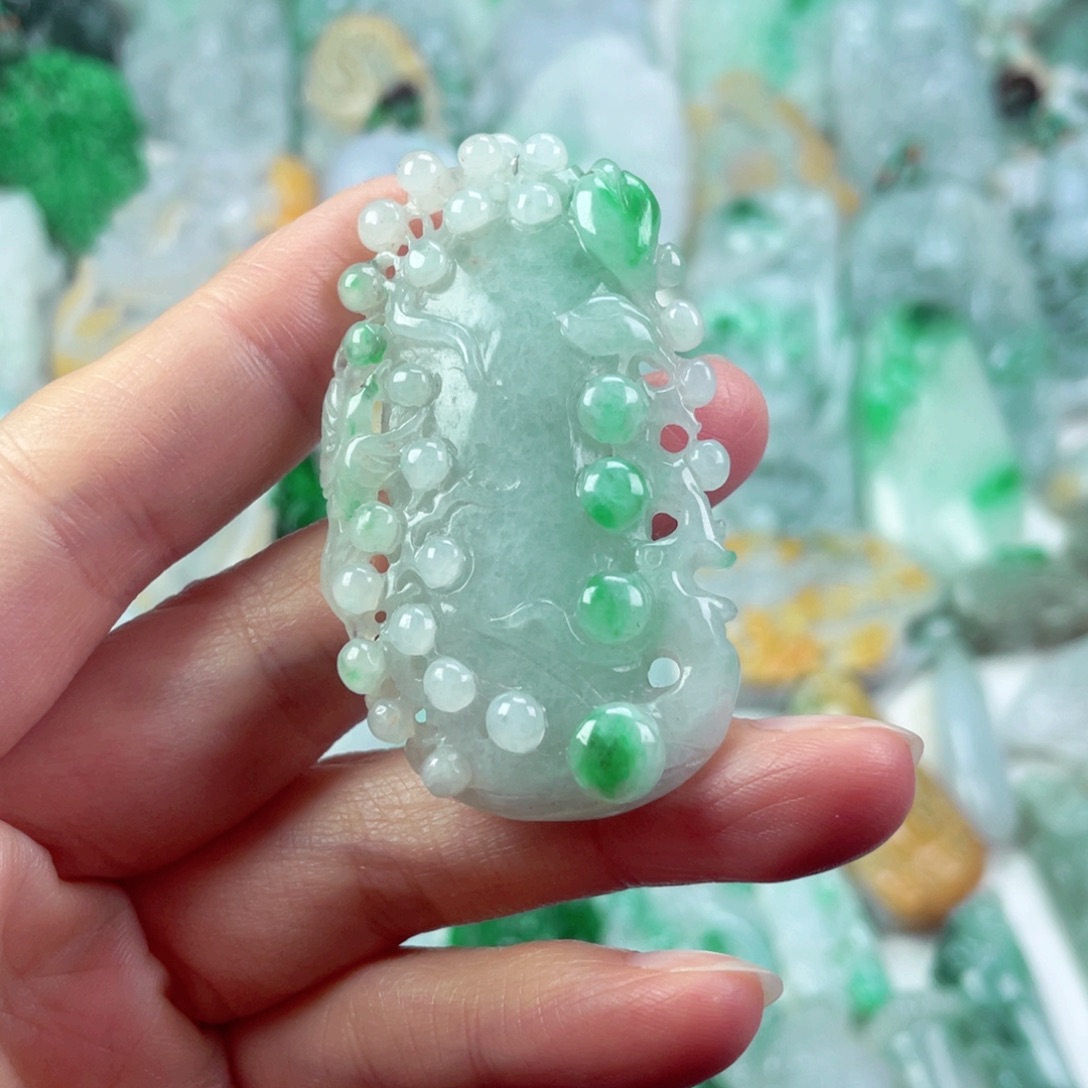 翡翠未镶嵌吊坠(不含链)