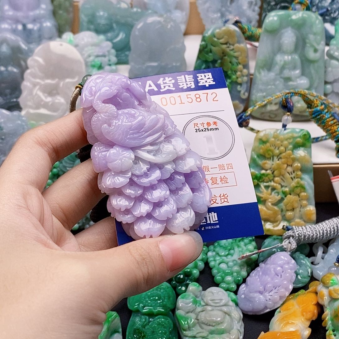 吊坠(不含链)未镶嵌翡翠泉**花