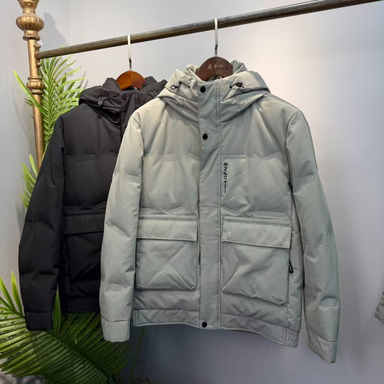 90鸭绒打理时尚简约工装连帽保暖外套秋冬羽绒服男 Y5T2590