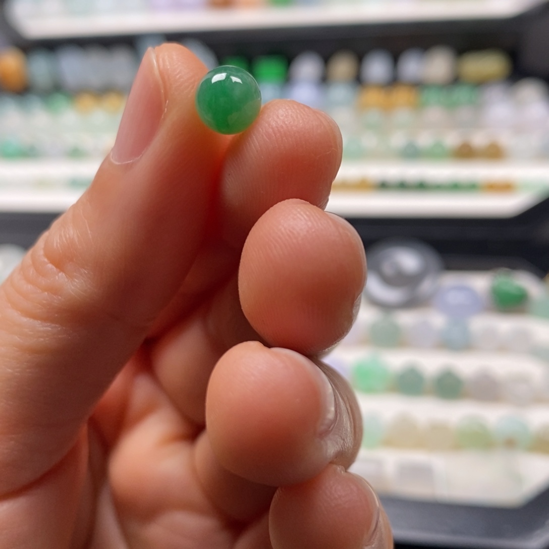 翡翠散珠卡6.7绿珠