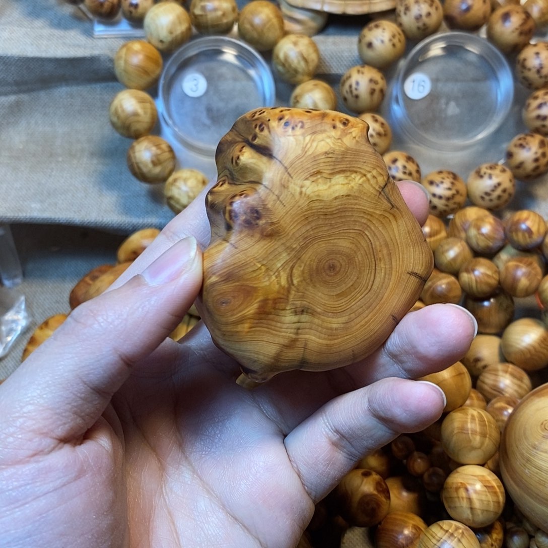 柏木（崖柏）婷*怡崖柏手把件