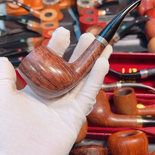 闫***生意大利旗博全新七级烟斗