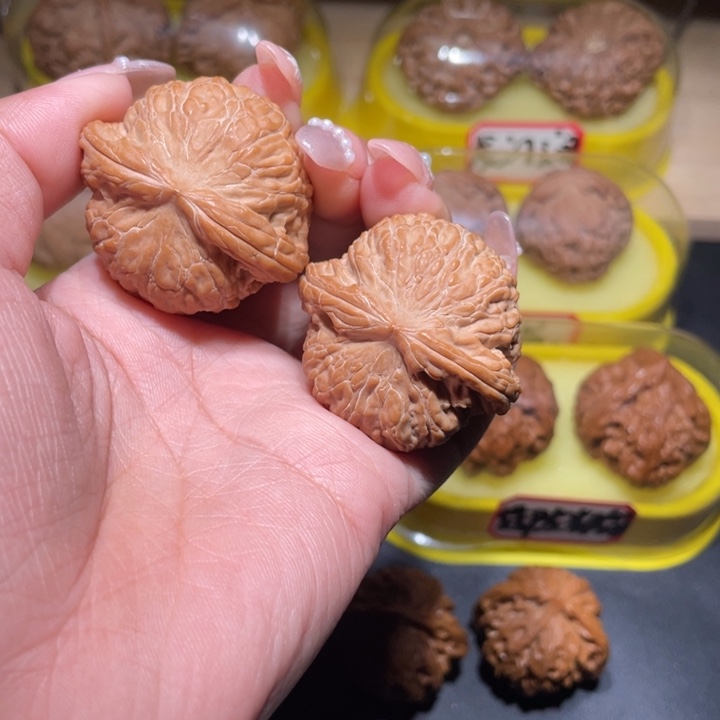 文玩核桃吊坠40平底锅