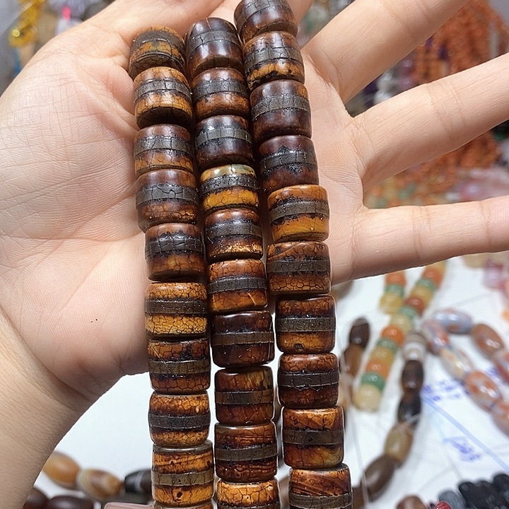 玛瑙/玉髓未镶嵌珠宝半成品一线玛瑙卡14mm20颗