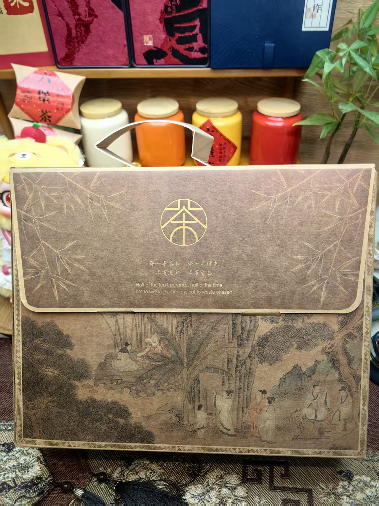 【周一直播专享】六堡茶小熊烘焙坊联动新创老茶新宠传统vs潮玩