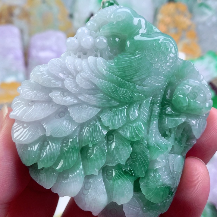 吊坠(不含链)未镶嵌翡翠
