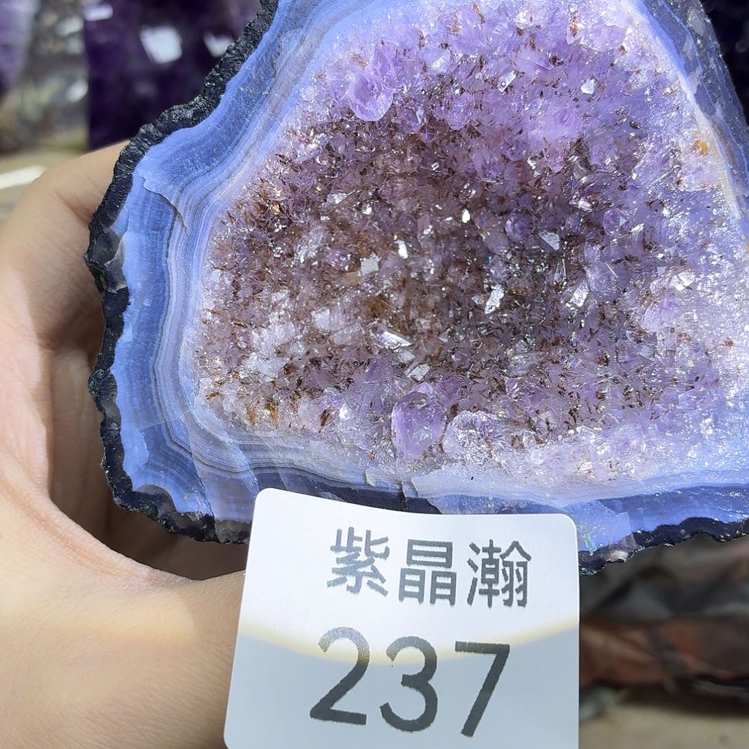 未镶嵌水晶大型摆件（非配饰）