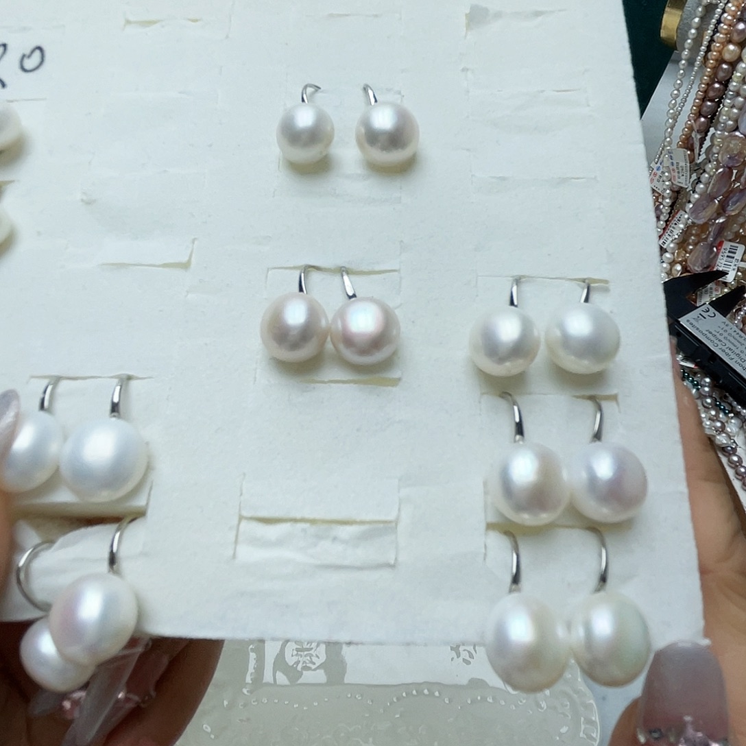 未镶嵌淡水珍珠耳饰