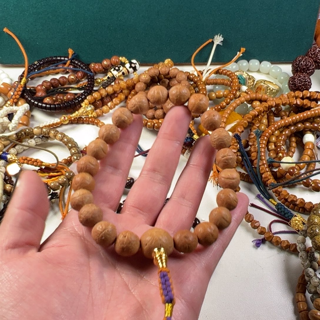 凤眼菩提吊坠。。。。。。。。。。。