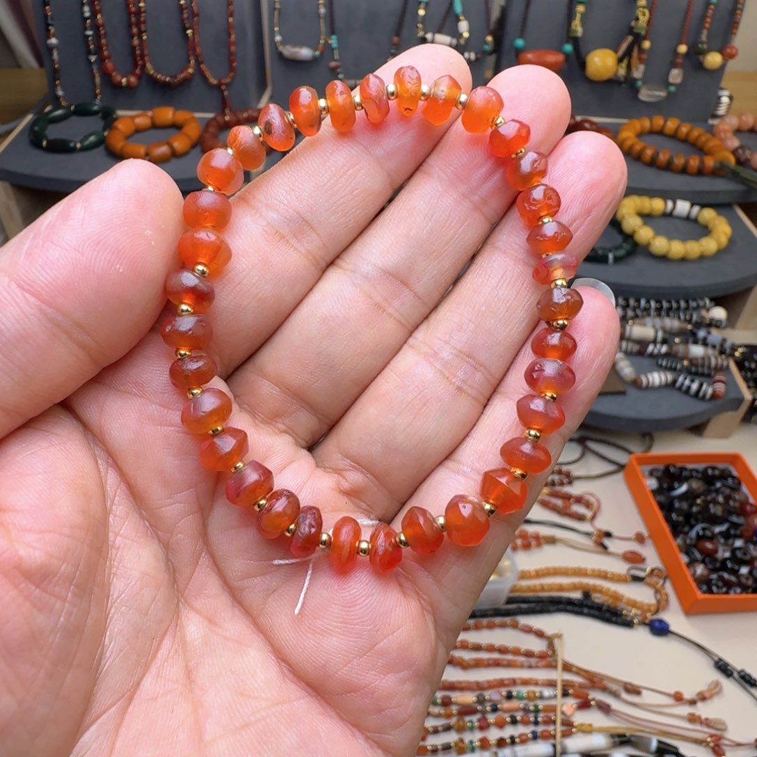 玛瑙/玉髓颈饰未镶嵌