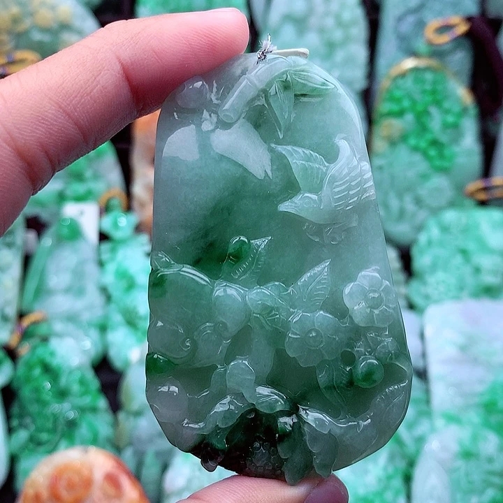 天然A货翡翠花鸟牌