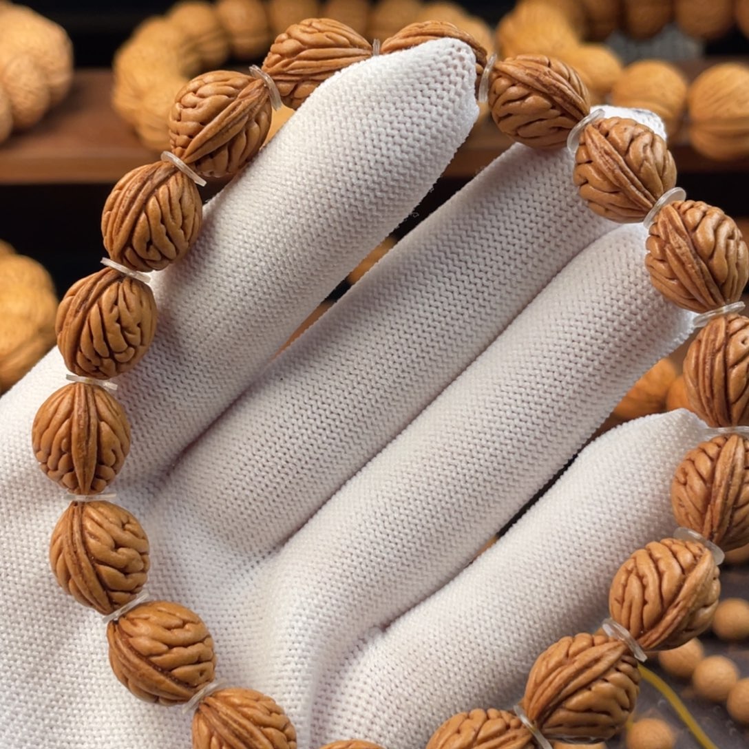 桃核吊坠野生大肠树叶