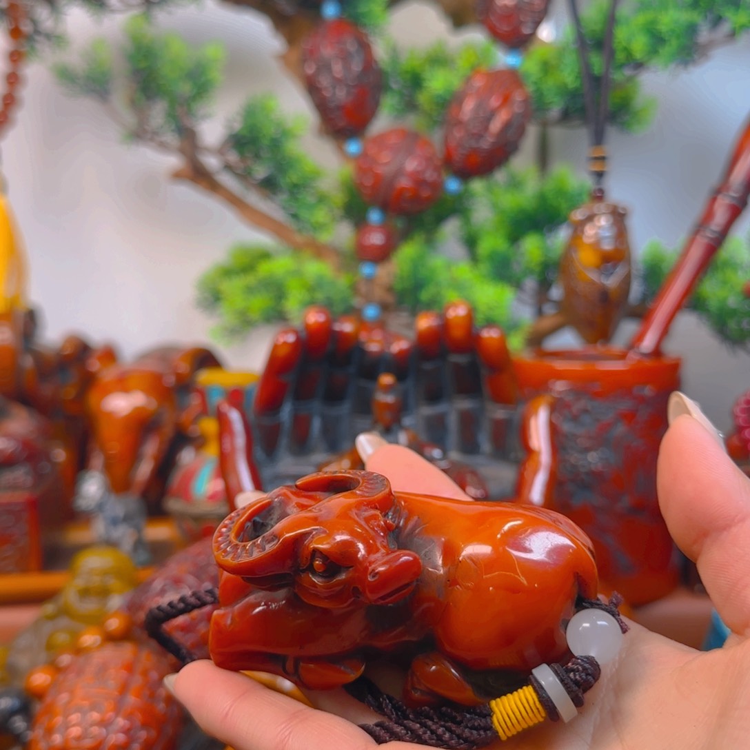 琥珀裸石未镶嵌手把