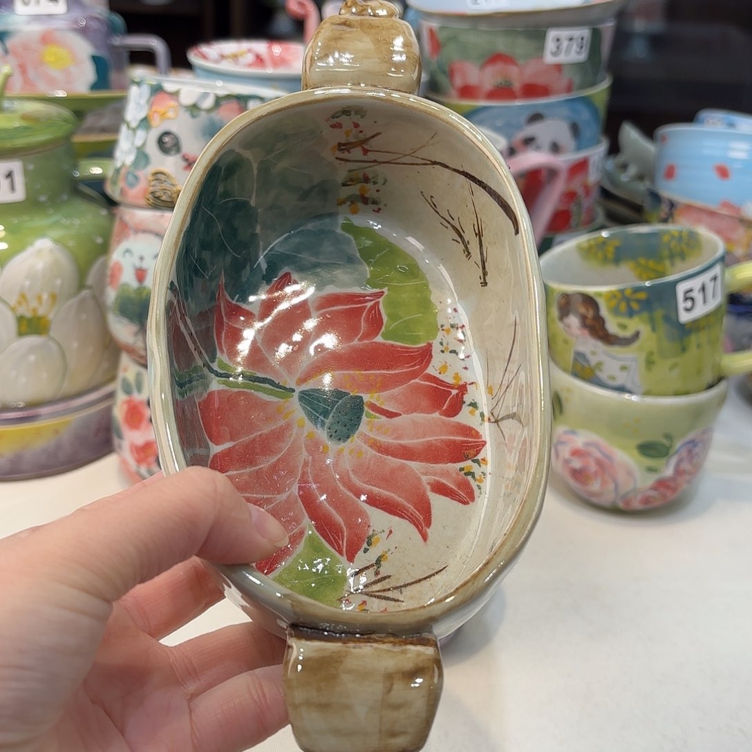 瓷片兔兔好可爱呀