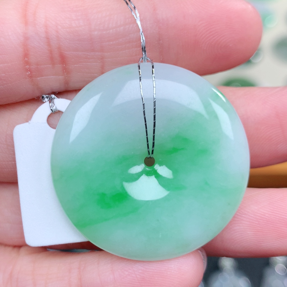 翡翠未镶嵌吊坠(不含链)32.4-5.5