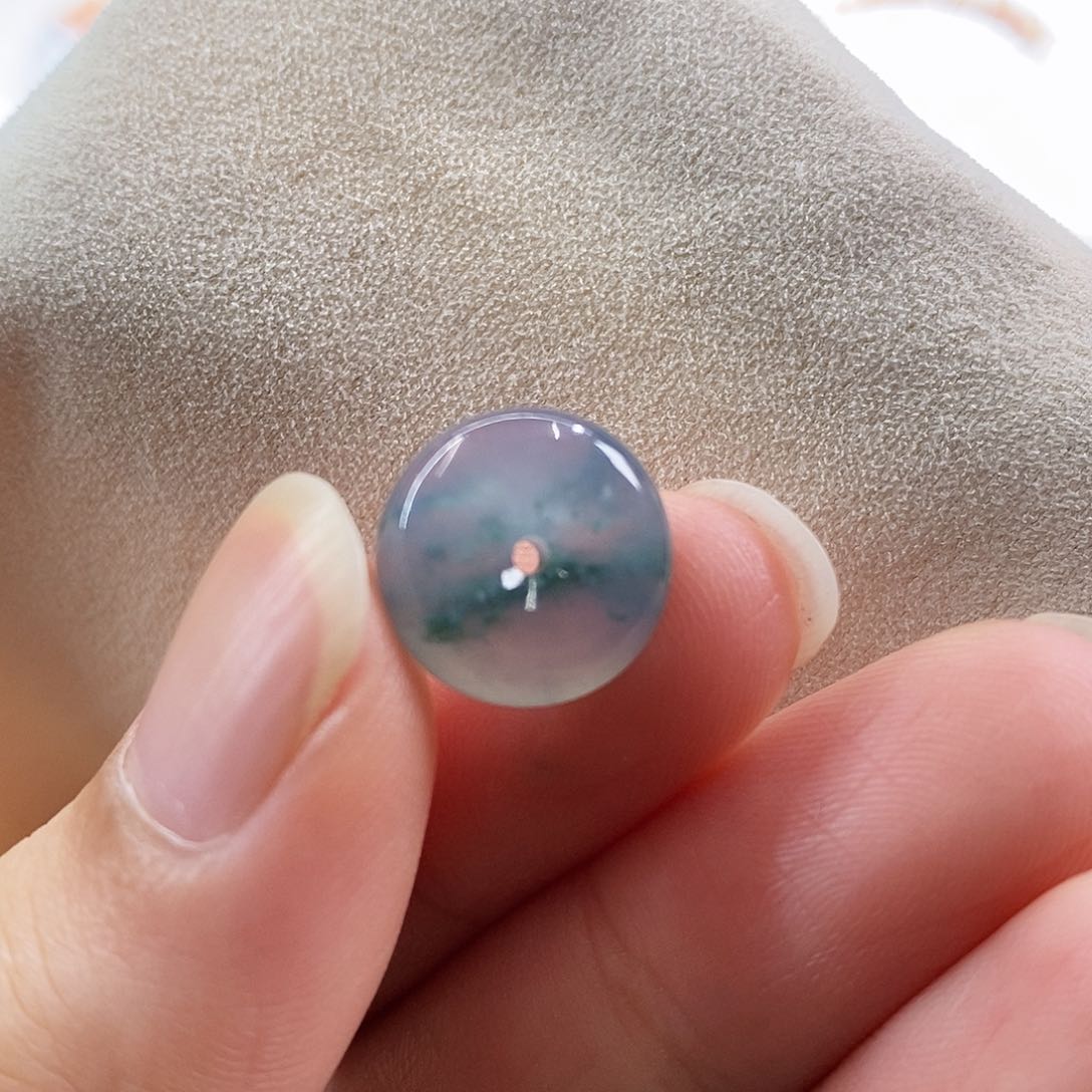 颈饰未镶嵌翡翠平安扣