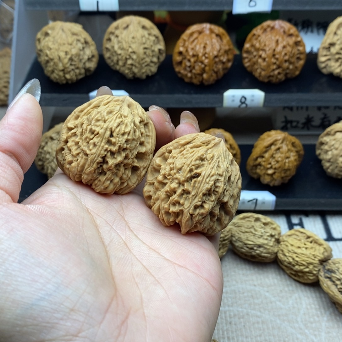 吊坠文玩核桃南疆