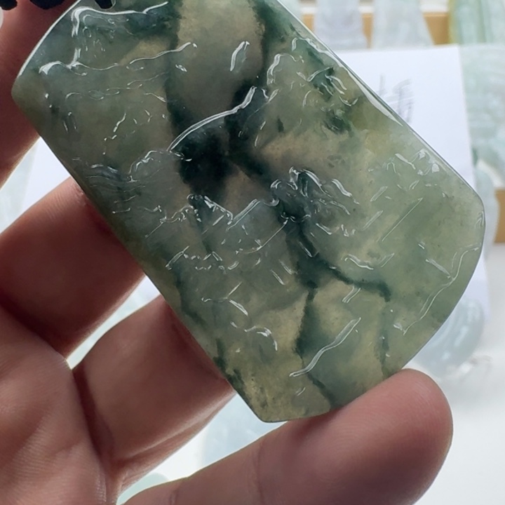 翡翠未镶嵌颈饰天然缅甸A货翡翠