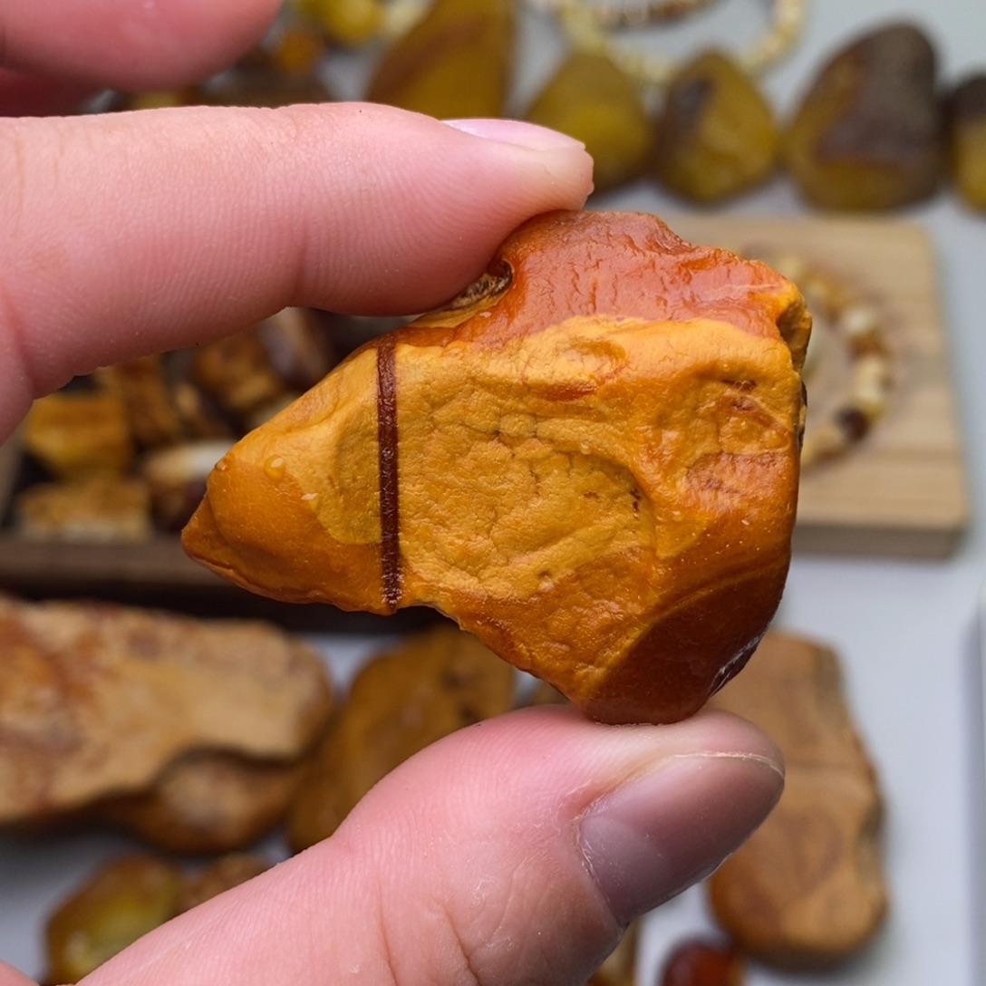 定制琥珀天然蜜蜡