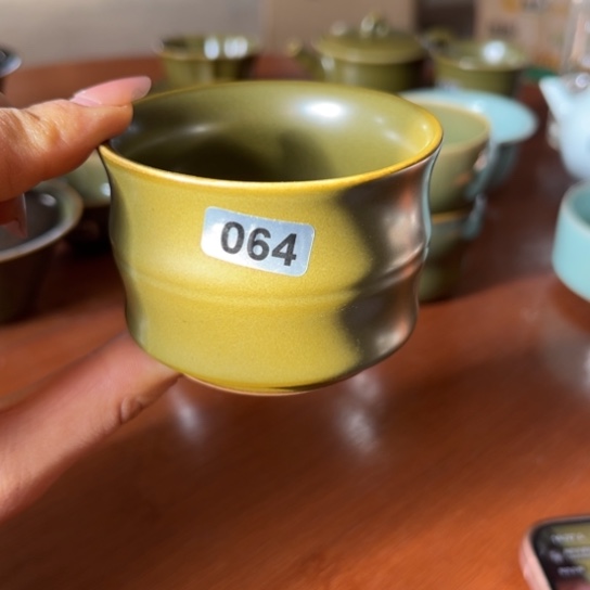 杯064茶叶末竹节杯一级品