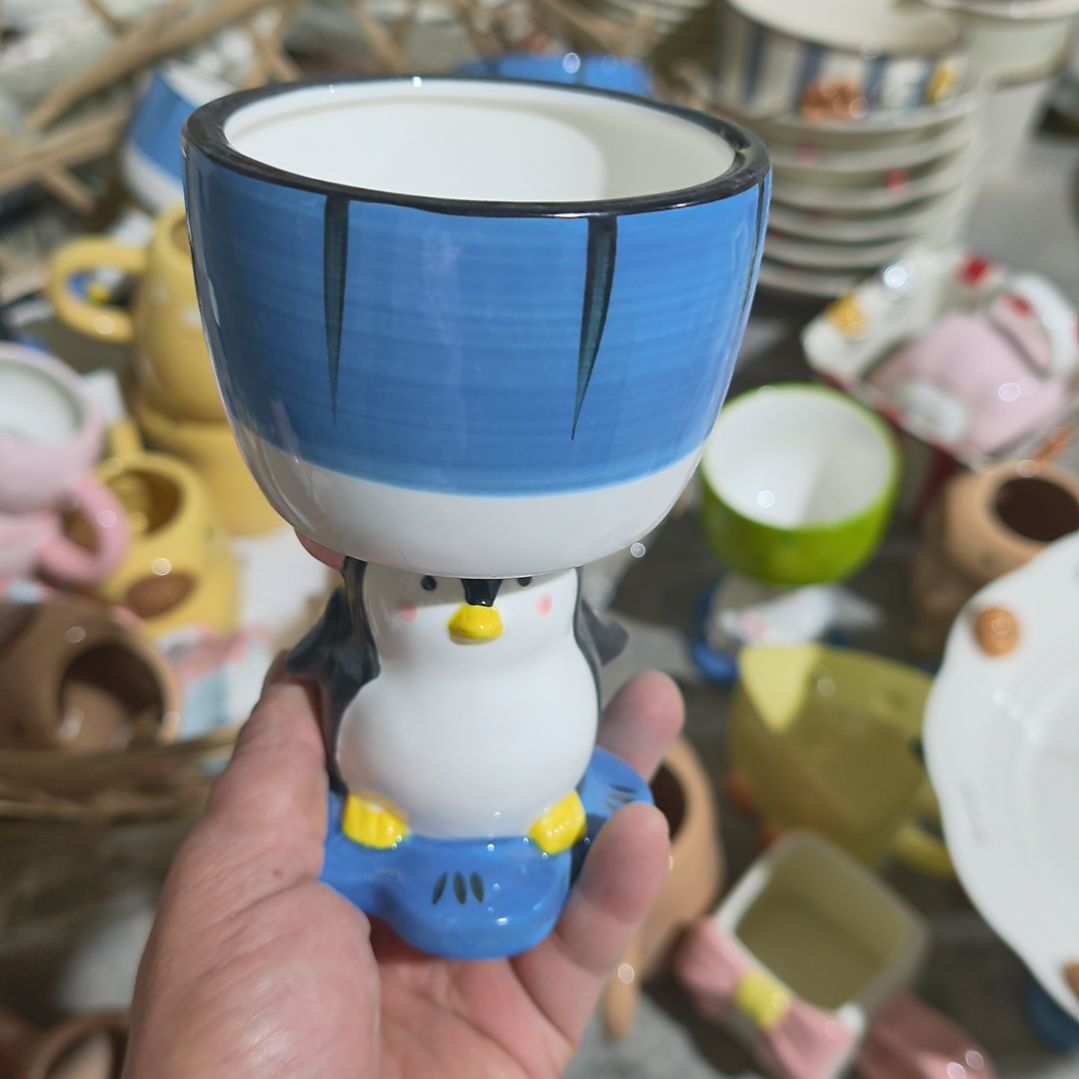 瓷瑕疵陶瓷介意不拍企鹅杯内有黑点